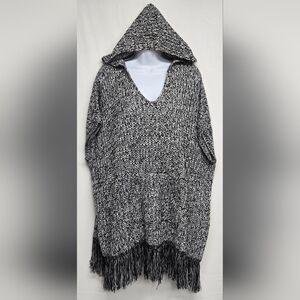 Forever 21 S / M Hooded Oversized Acrylic Pullover Poncho Style Sweater Fringe